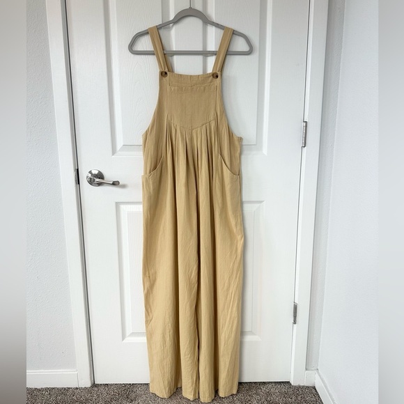 Nasty Gal Yellow Wide Leg Overalls - Picture 3 of 6